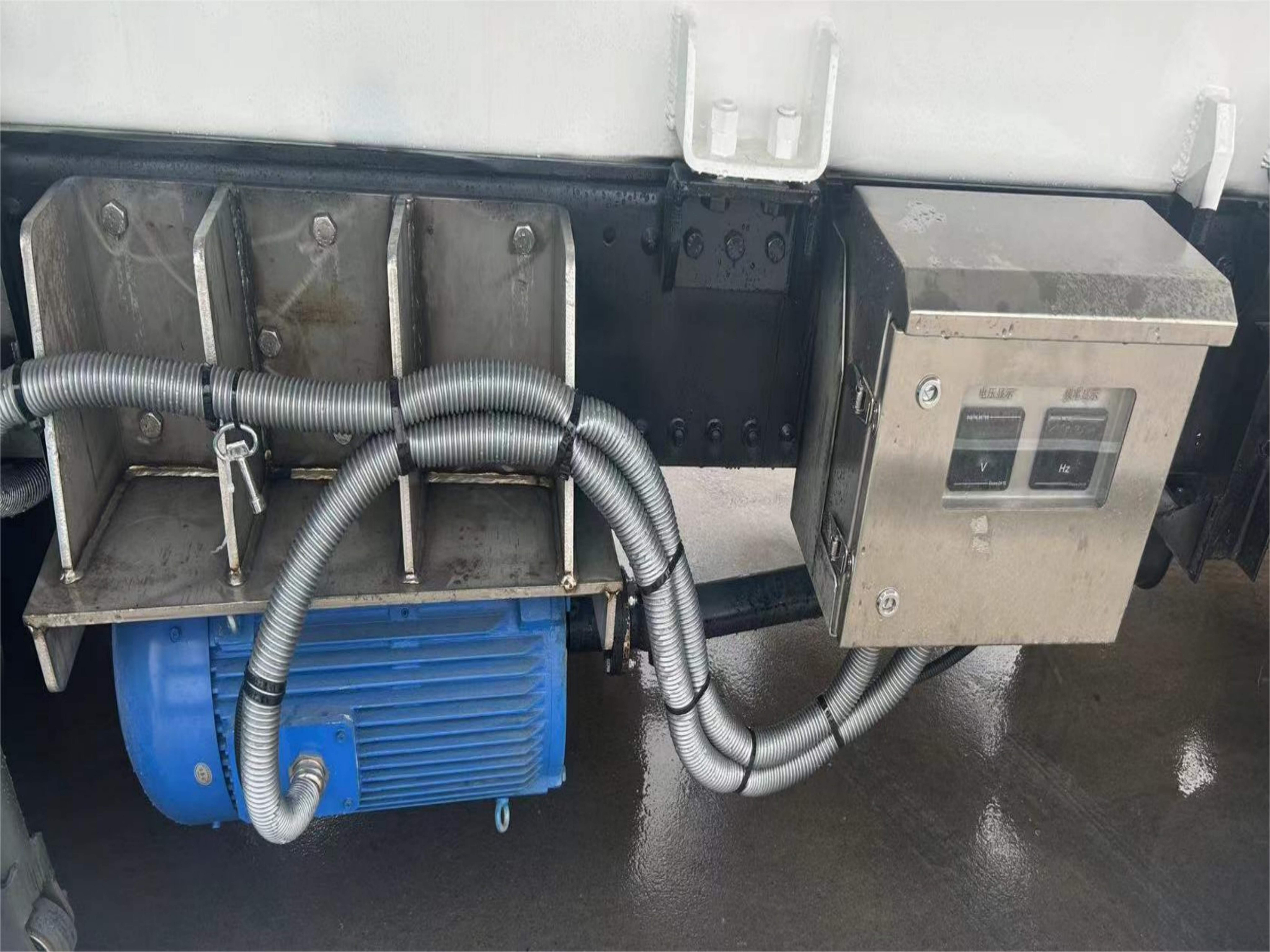 車載發(fā)電機(jī)控制箱